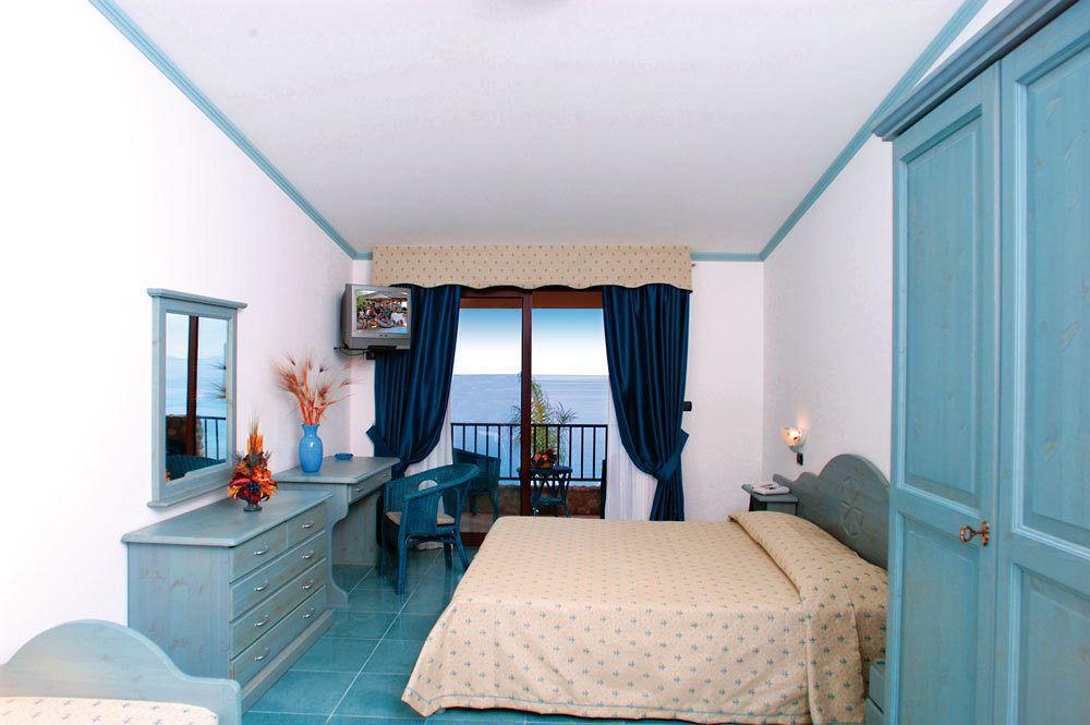 Baia Tropea Resort Parghelia Exterior photo