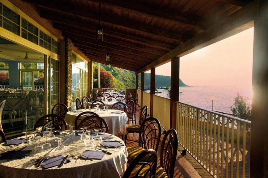 Baia Tropea Resort Parghelia Exterior photo