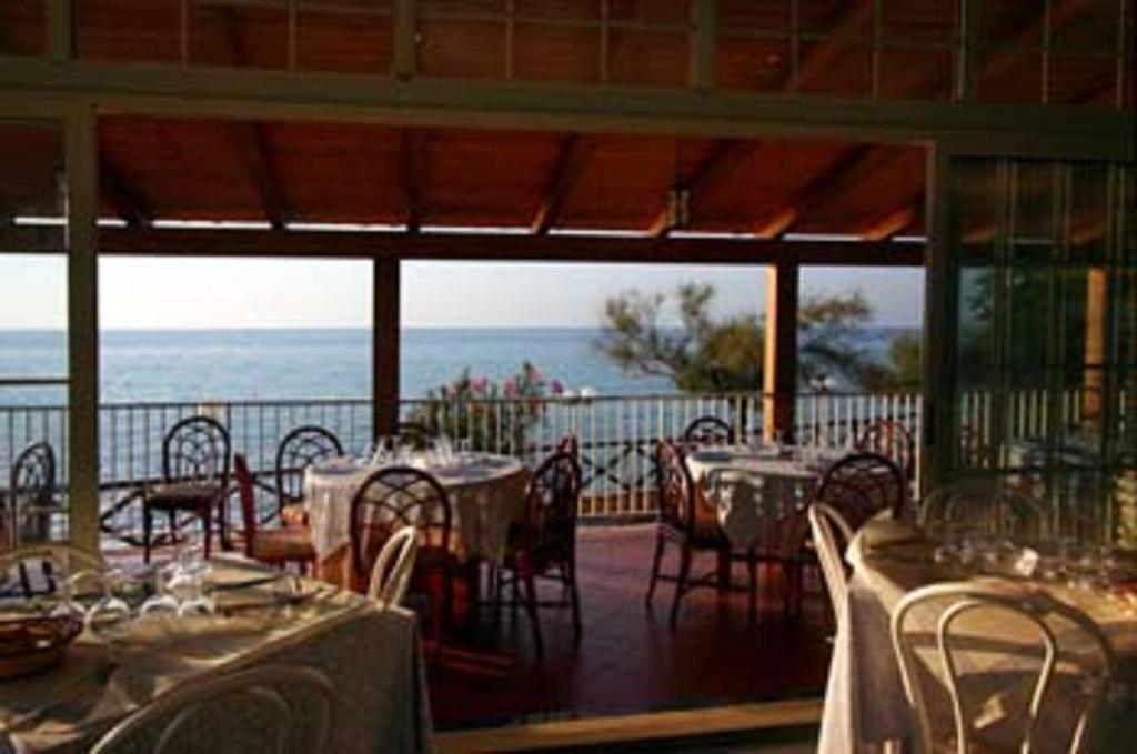 Baia Tropea Resort Parghelia Exterior photo