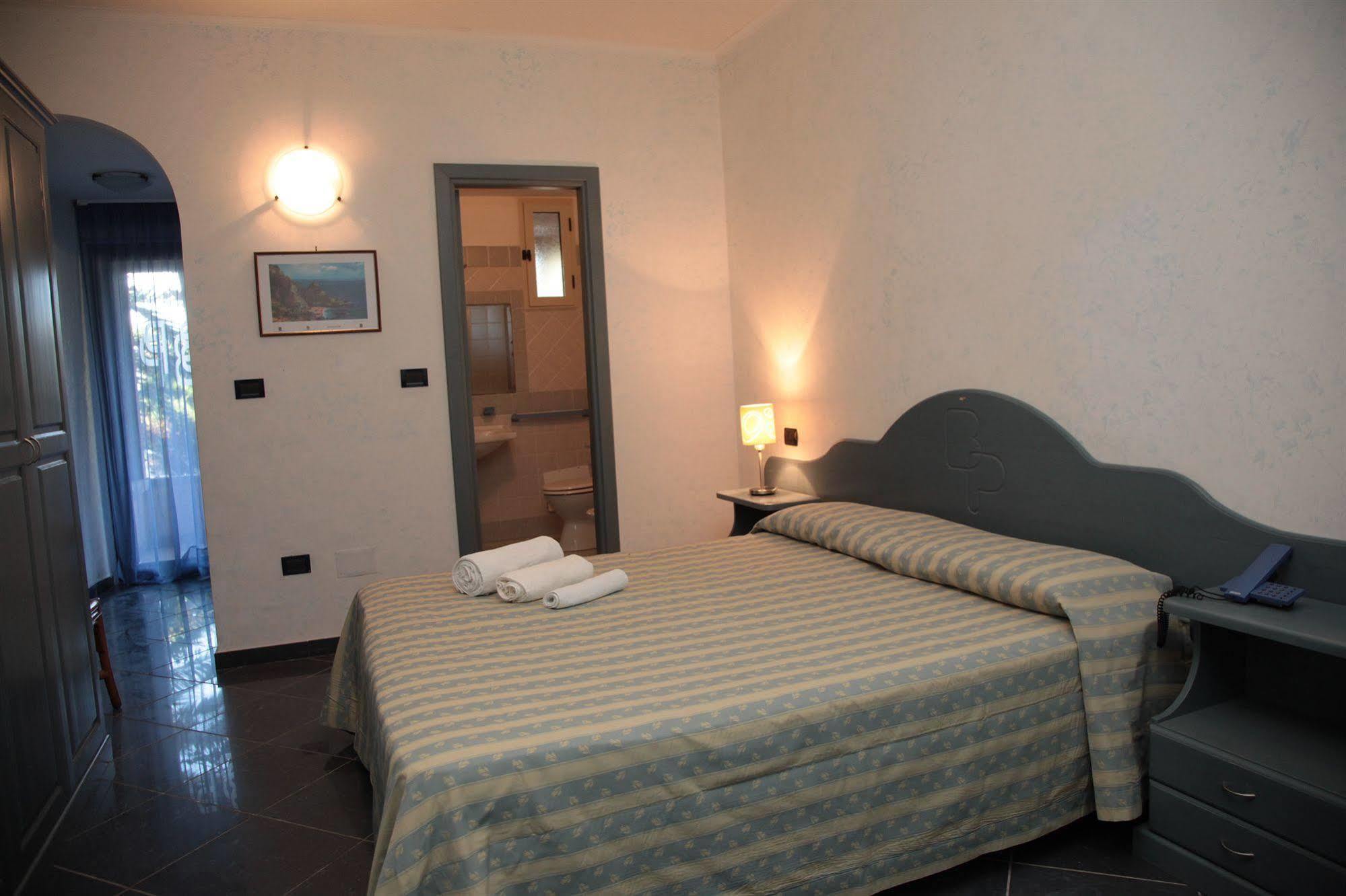 Baia Tropea Resort Parghelia Exterior photo